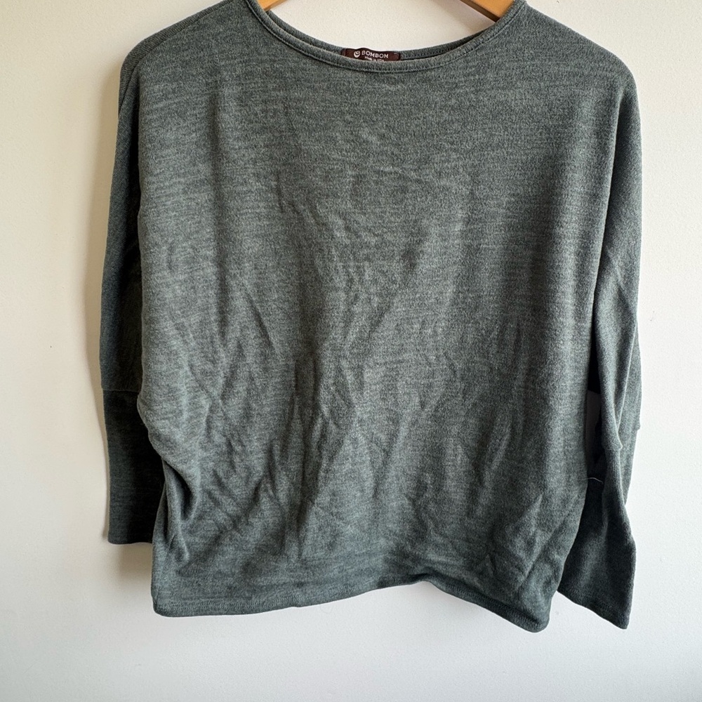 Green Long Sleeve Top